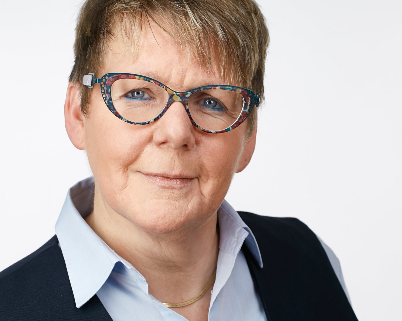Profilfotos für weibliche Führungskräfte aus dem Headshot Fotostudio Bonn
